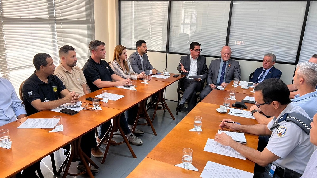 Marcelo Santos cria grupo para monitorar pautas da Segurança Pública no ES