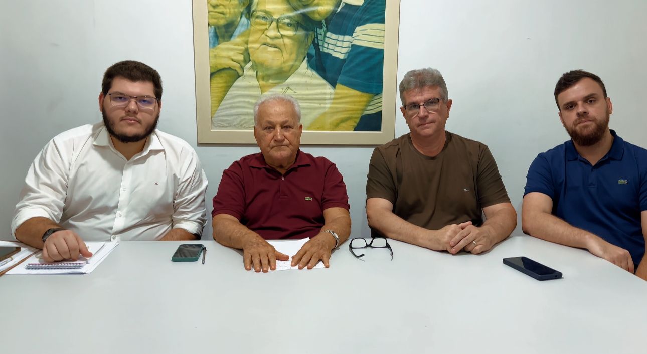 Ferraço e representantes de motoristas de aplicativos