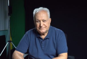 Ferraço - fundo preto