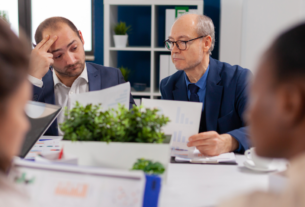 Empresários enfrentam burocracia para ter capital de giro