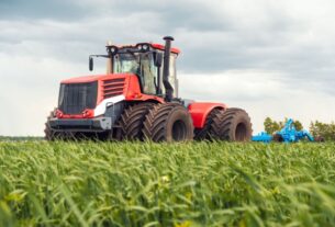 Comprar trator agrícola pela internet já é uma realidade