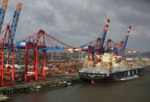 Cabotagem em Manaus busca reduzir custos e impacto ambiental