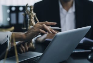 Publicações Online apresenta o POL ADV: sua plataforma com tecnologia escalável