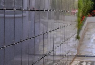 Lóculos perpétuos guardam cinzas de entes queridos