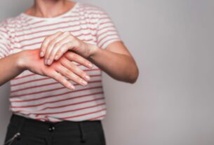 Cirurgiã explica soluções para condições graves nas mãos