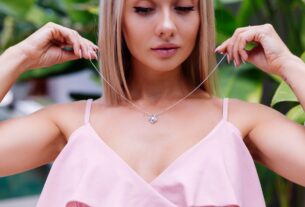 Cinzas de entes queridos viram pingentes personalizados