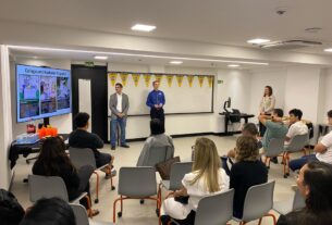 Jovens disputam vagas em faculdade internacional em Brasília