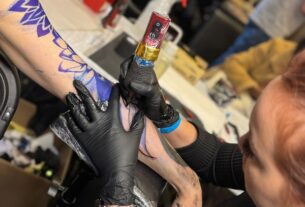 Tatuadora Thaysa Lucena é 2º lugar em evento internacional nos EUA