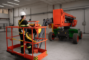 Plataformas elevatórias são opção para trabalho em altura