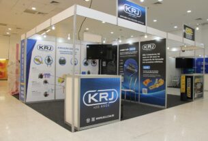 KRJ apresenta soluções voltadas à iluminação pública na ExpoElétrica 2025