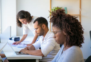 Bom Dia RH discute como a inovação está transformando a educação corporativa