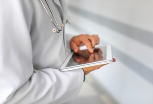 Tecnologia conecta raciocínio médico a evidência científica