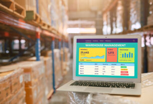 Adoção de sistemas WMS impulsiona logística no Brasil