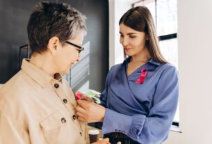 Como retomar o trabalho com equilíbrio após o câncer de mama