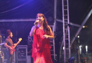 LISLIE lança disco “Fogo & Aguaceiro” no Cine Theatro Brasil de Câmara