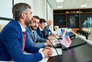 Dólar X real: proteger o patrimônio exige diversificação