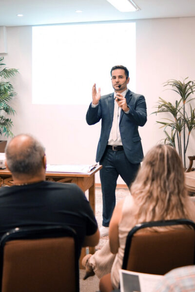 E-Lance lança campanha para formação de leiloeiros