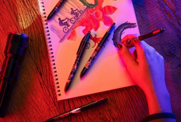 BIC lança linha da caneta 4 Cores da série Stranger Things