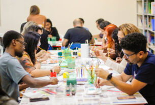 Instituto Arte na Escola promove formações de arte-educação