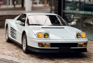 Ferrari Testarossa 1988 vai a leilão no Brasil