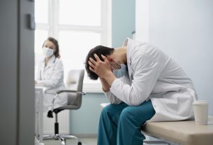 Janeiro Branco: 45% dos médicos relatam transtornos mentais