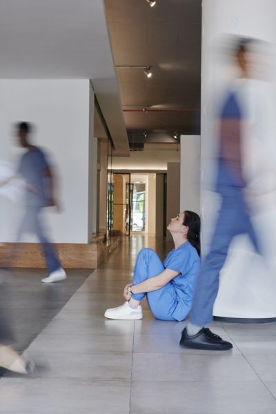 Estresse crônico afeta 70% dos profissionais em hospitais