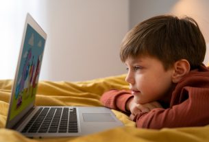 Aferição de idade online será implementada em fases