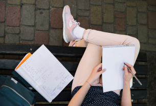 MEC convoca candidatos na lista de espera do FIES e define prazos de validação