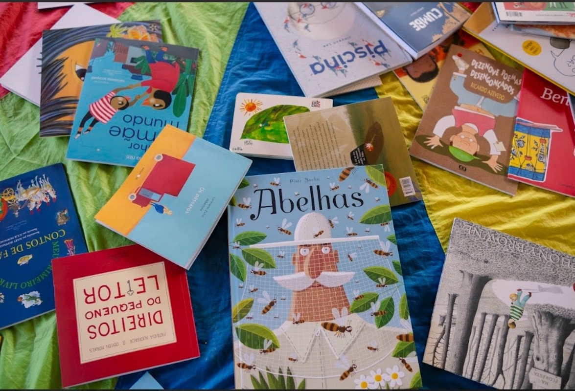 Jovem encontra na leitura confiança para mudar o futuro