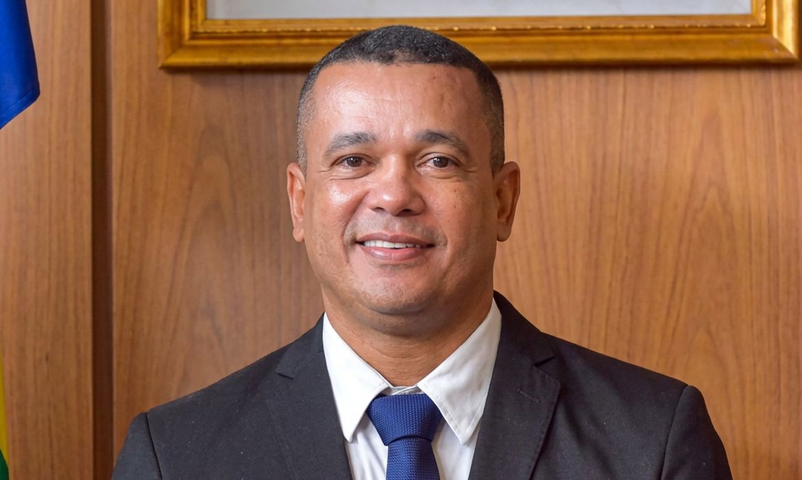 Prefeitura afasta secretário de segurança após ameaças a eleitores