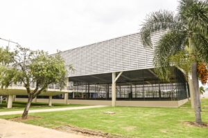 Prefeitura de Vitória entrega complexo esportivo coberto no Tancredinho com torneios neste sábado